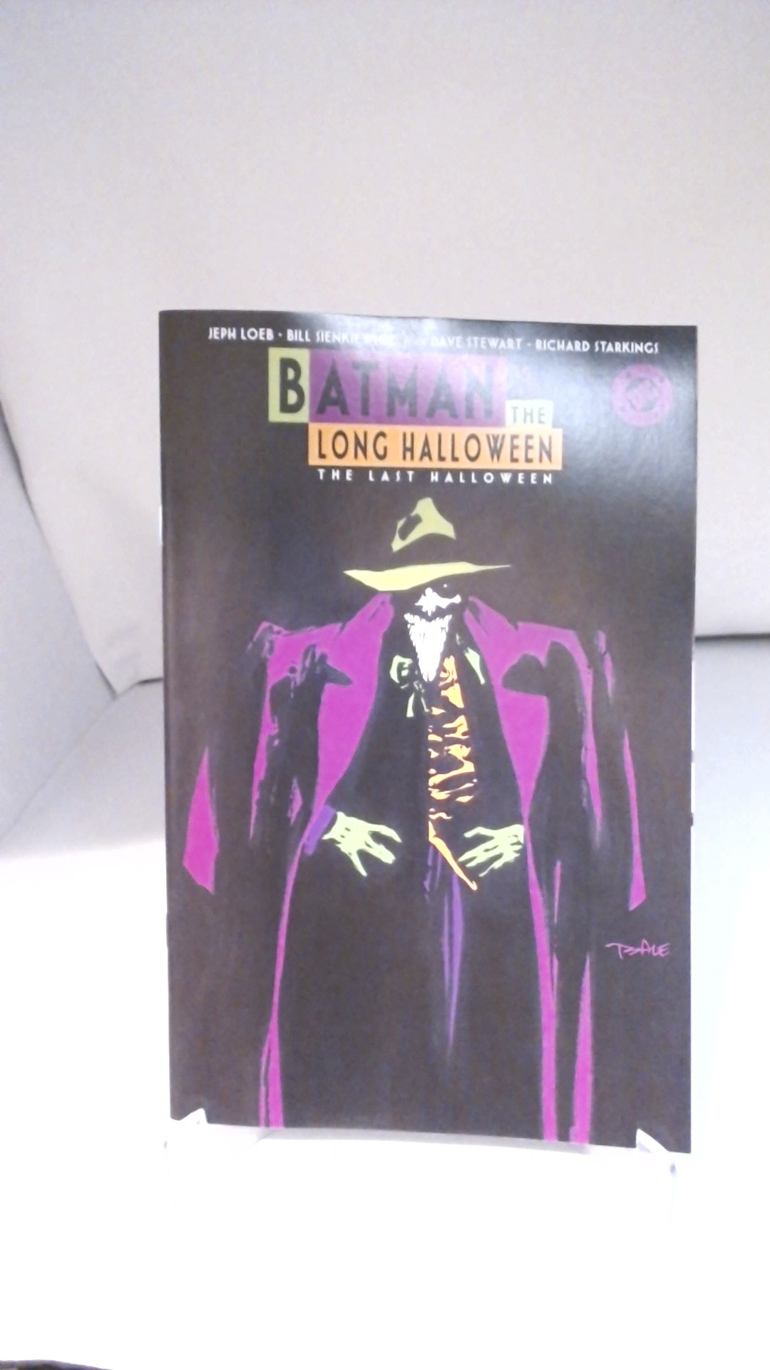 BATMAN THE LONG HALLOWEEN THE LAST HALLOWEEN #5 (OF 10) CVR B BILL SIENKIEWICZ CARD STOCK VAR